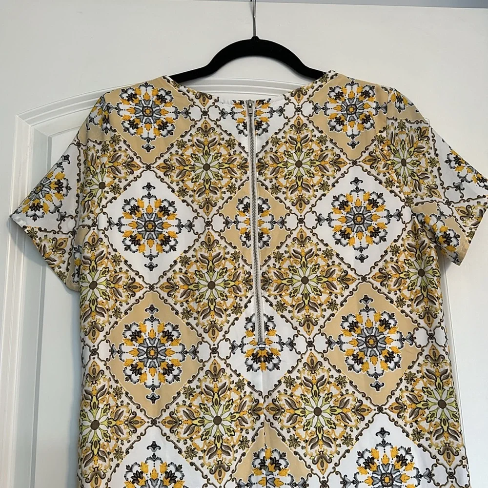 Women’s Lulus Floral Deco Shift Dress in Yellow - Size Small